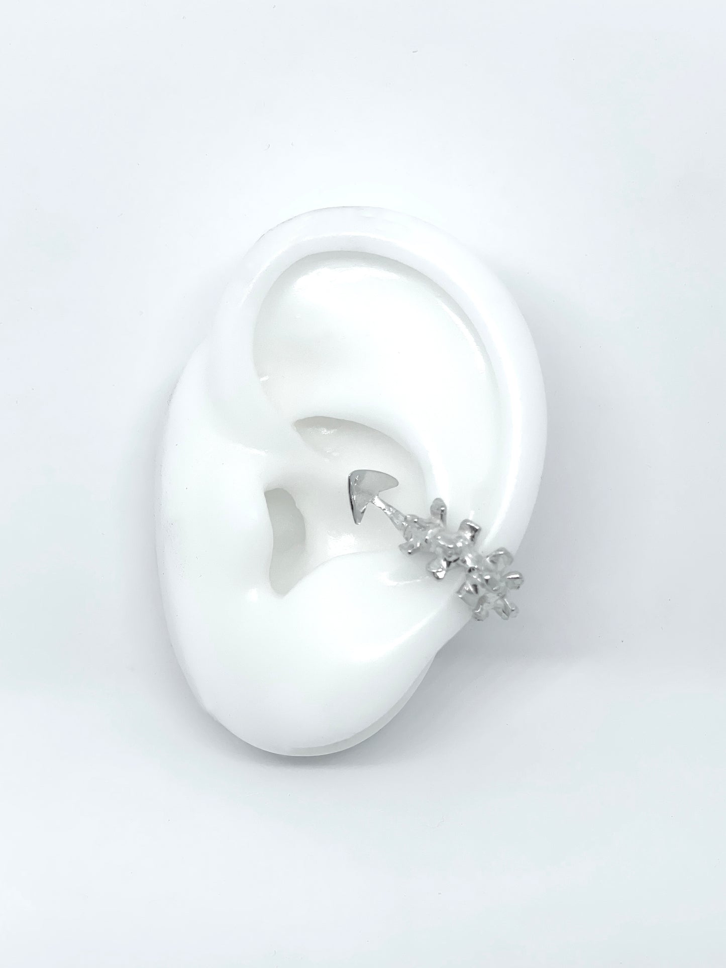 Vertebralis Ear Cuff