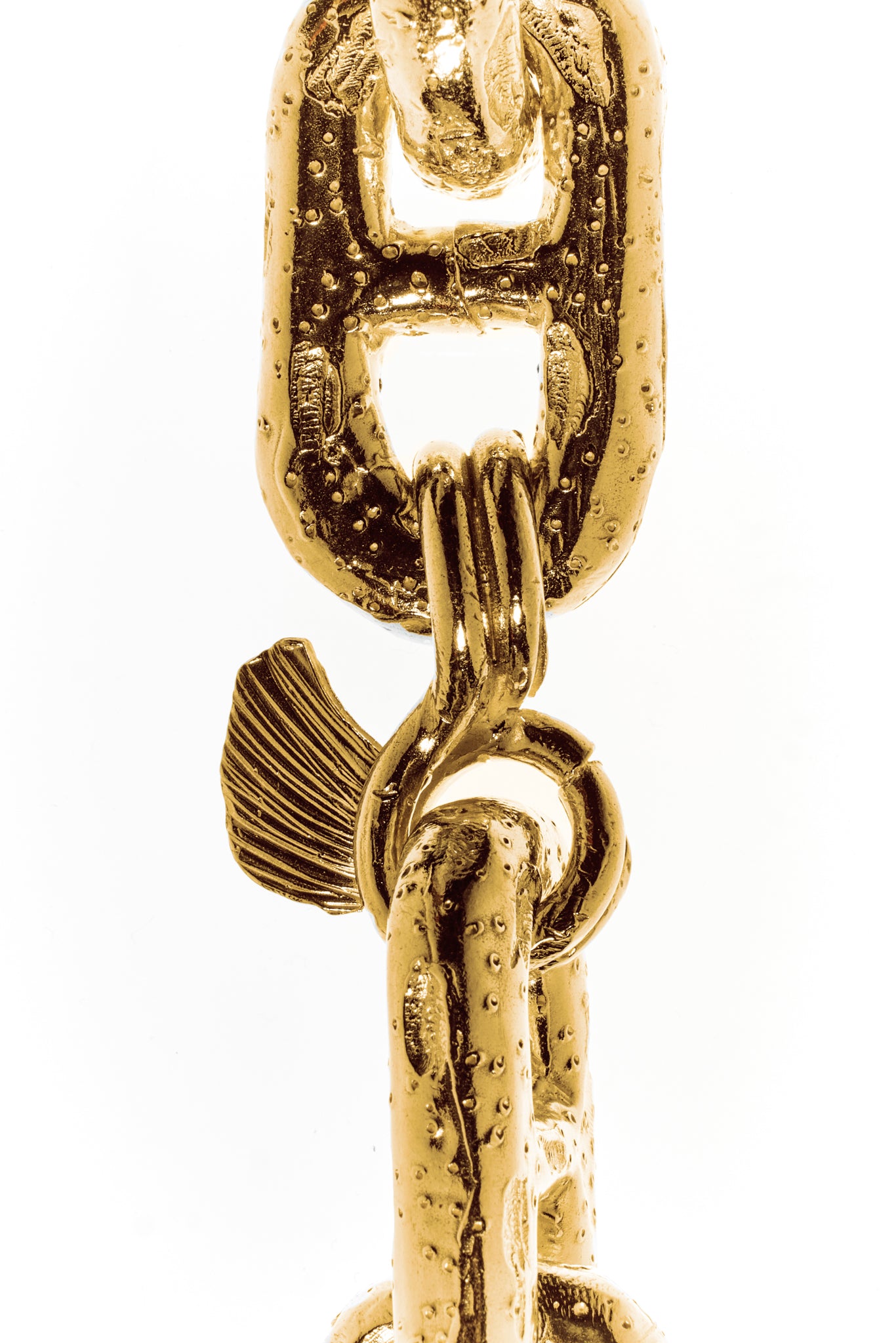 Schwere Ankerketten, handgefertigter Zander-Karabiner – Verbindung zwischen Mensch und Meer, gold plattiertes handgefertigtes Collier, Detailbild