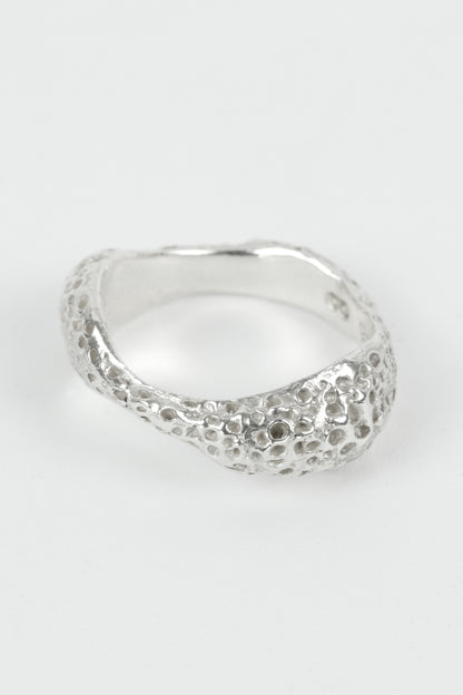 Billowed Porifera Ring