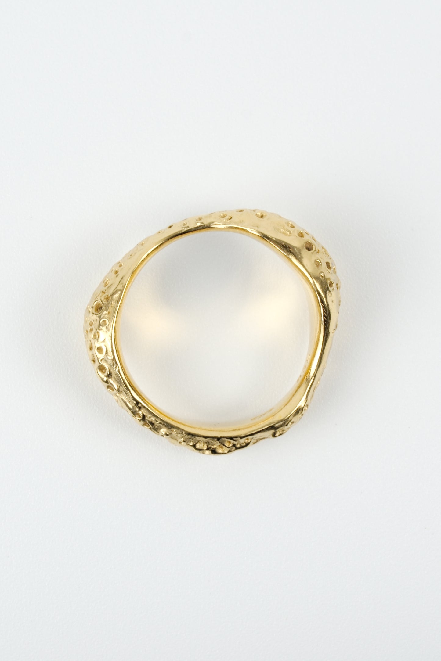 Billowed Porifera Ring