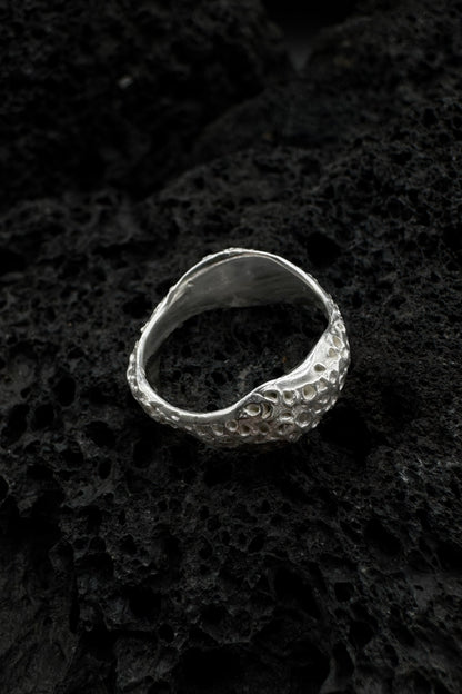 Billowed Porifera Ring