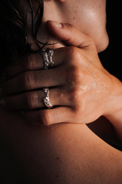 Billowed Cirripedia Ring