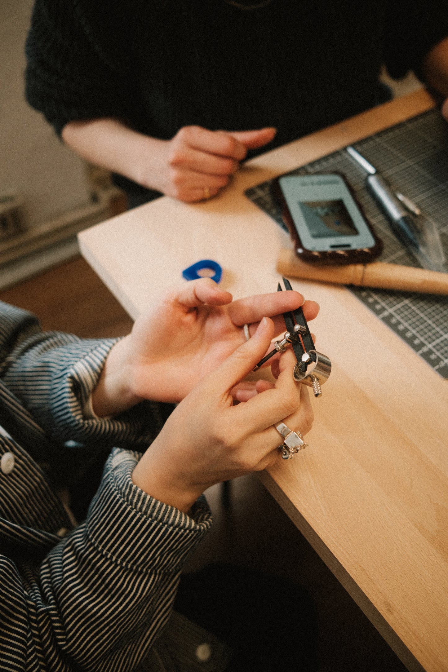 Kreiere bleibende Werte: Schmuckworkshop BERLIN