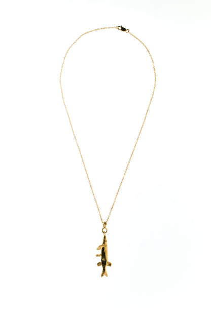 Halskette mit Sander Anhänger, 8 g, 16 x 57 x 8 mm, gold plattiert in Form eines Zanders, handmodelliert 