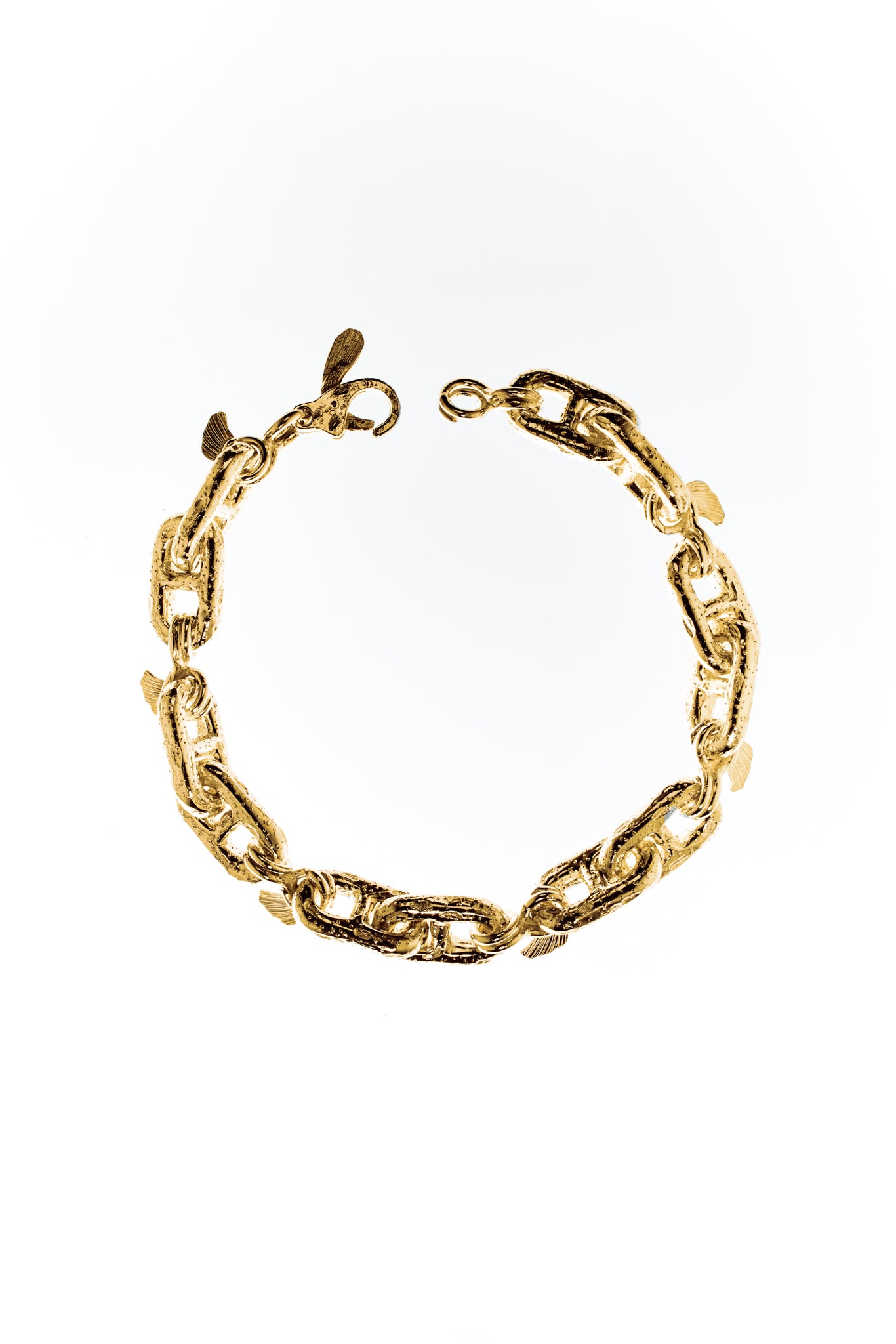 Schwere Ankerketten, handgefertigter Zander-Karabiner – Verbindung zwischen Mensch und Meer, gold plattiertes handgefertigtes Collier.
