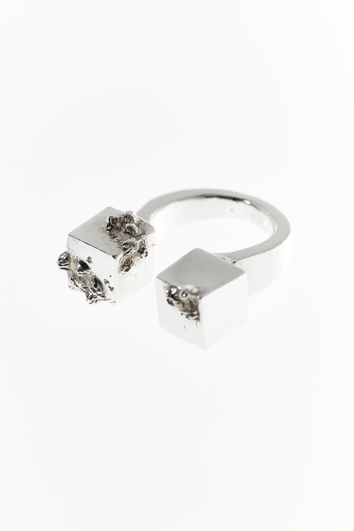Cirripedia Ring