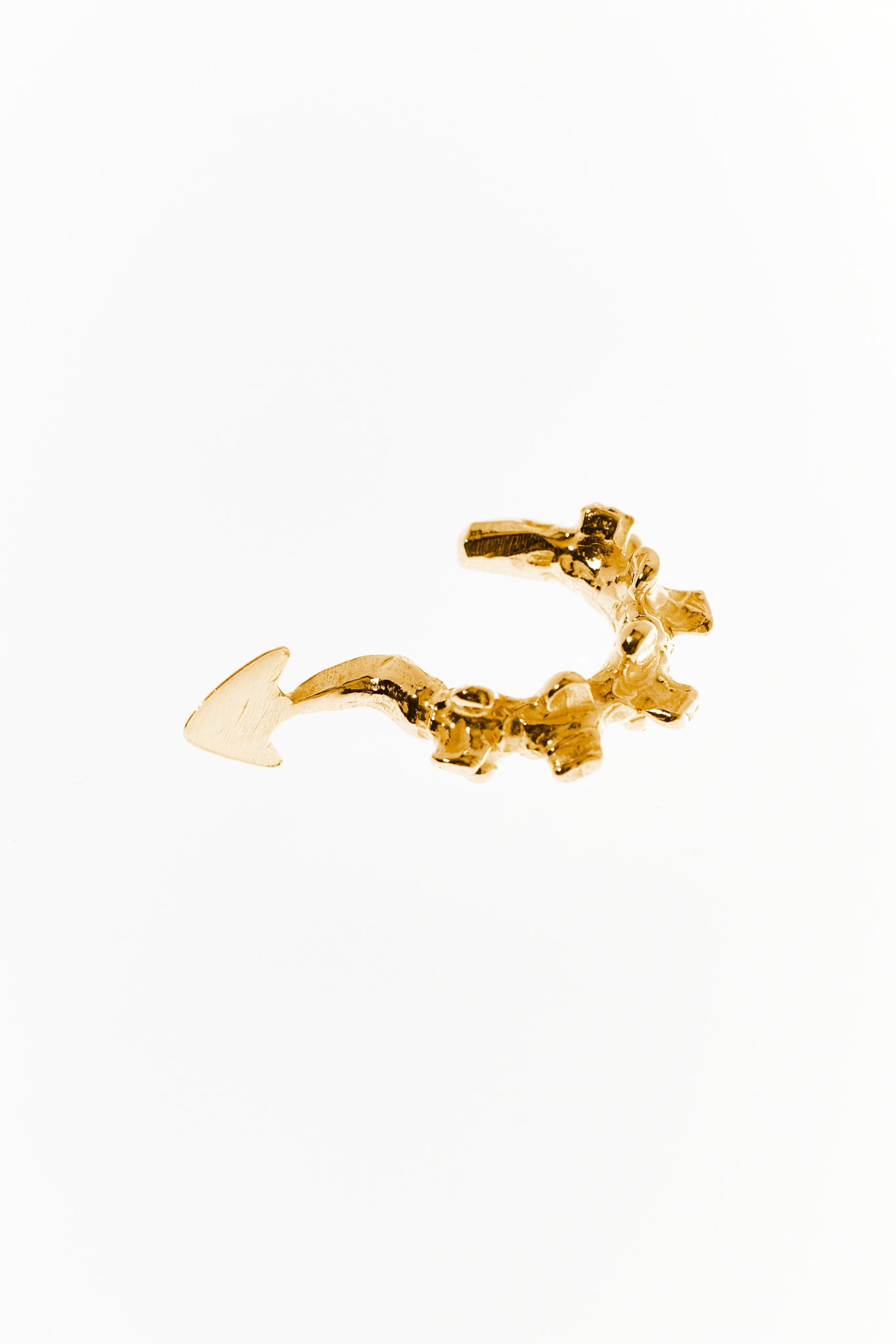 Vertebralis Ear Cuff